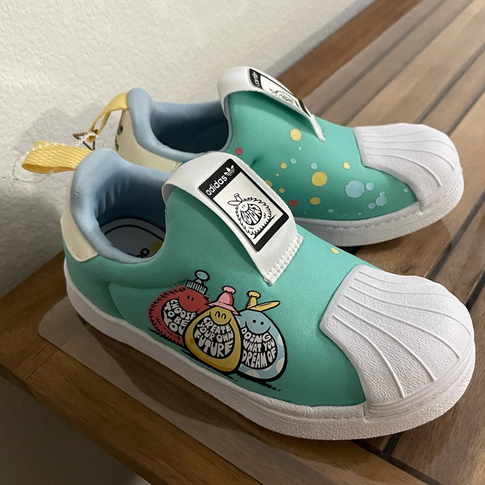 ADIDAS X KEVIN LYONS superstar 360 shoes NWT 11 kids